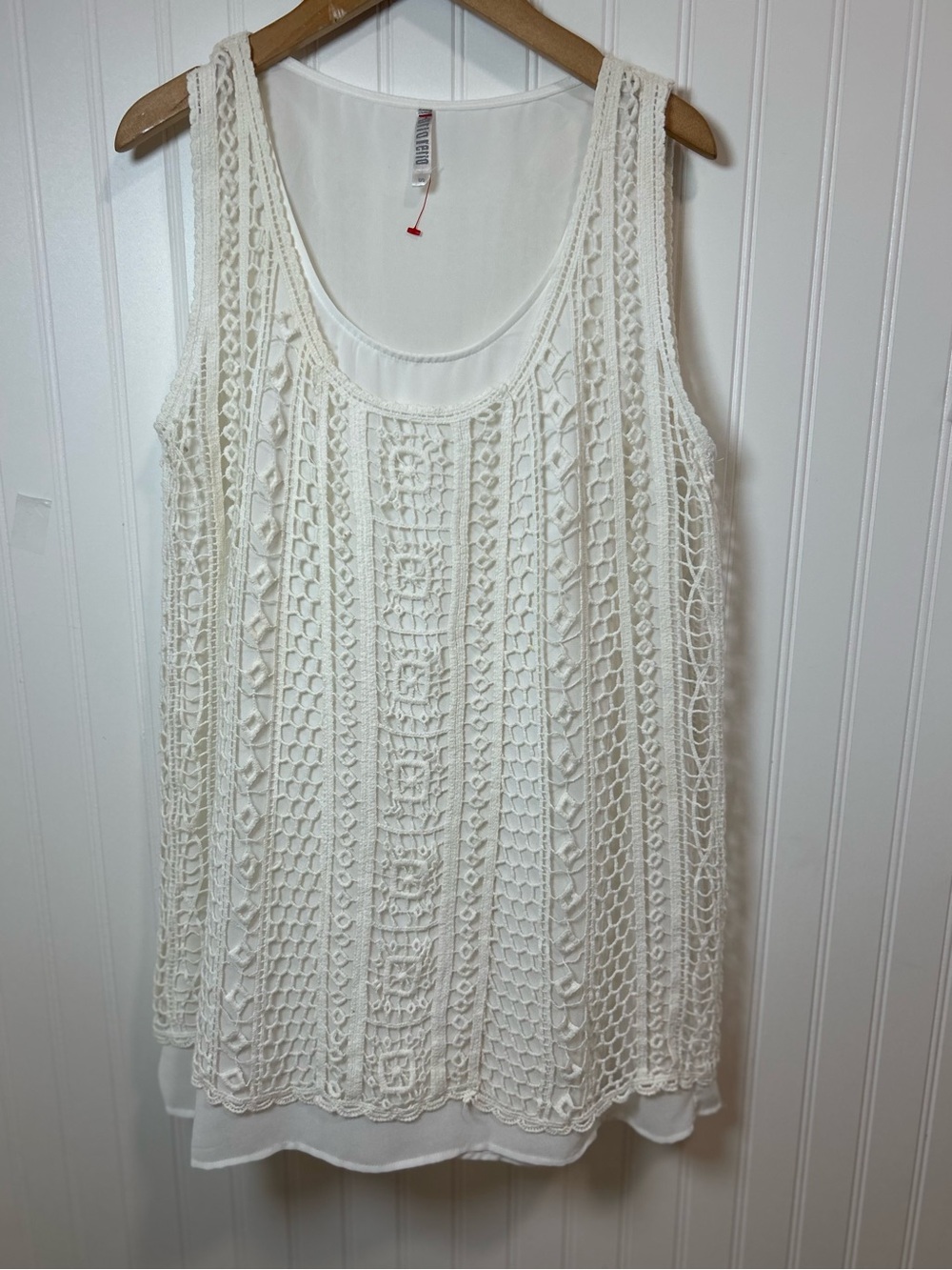 Mario Retio Women's Cream Crochet Overlay Tank Top - Layered Sleeveless Blouse